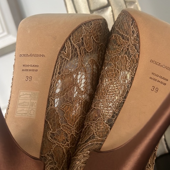 Dolce & Gabbana Copper floral Iace platform satin heels - Picture 10 of 11